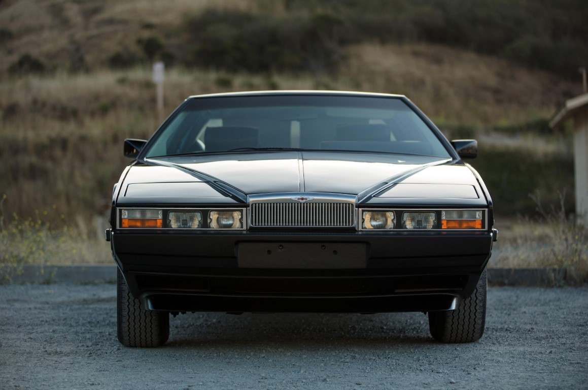 Aston Martin Lagonda Series 3